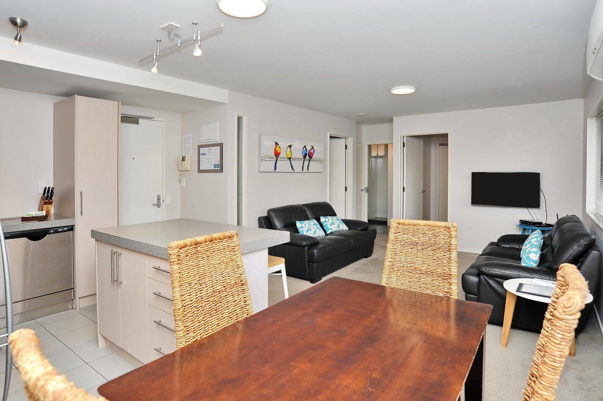 Carlton Villa 2 - Christchurch Holiday Homes Exterior photo